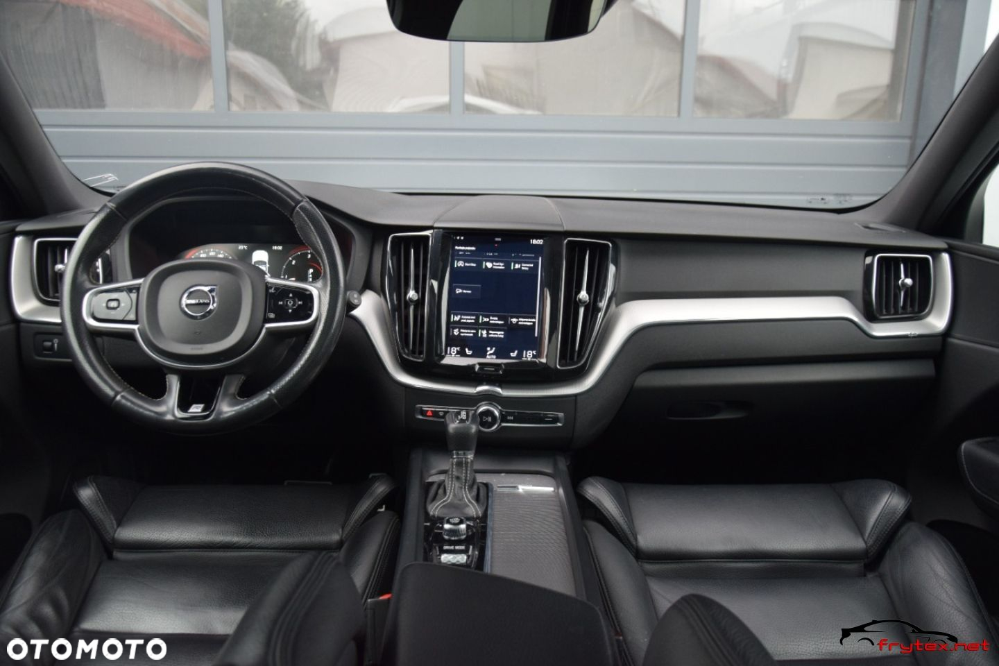 Volvo XC 60 - 32