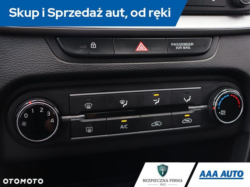Kia Ceed - 15
