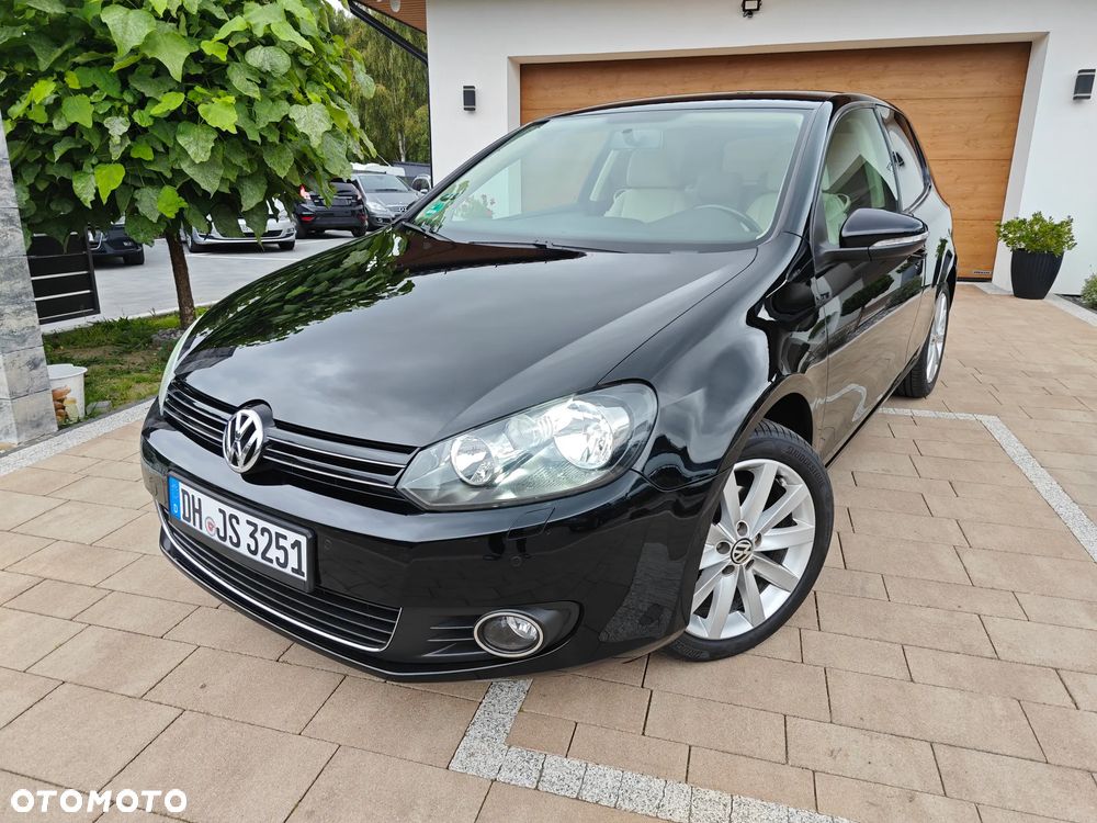 Volkswagen Golf - 32