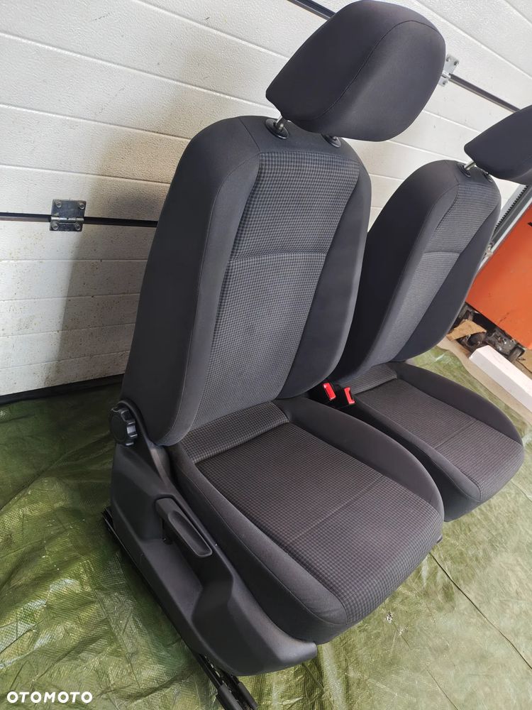 CADDY 2K7 fotel prawy lub lewy super stan - 4