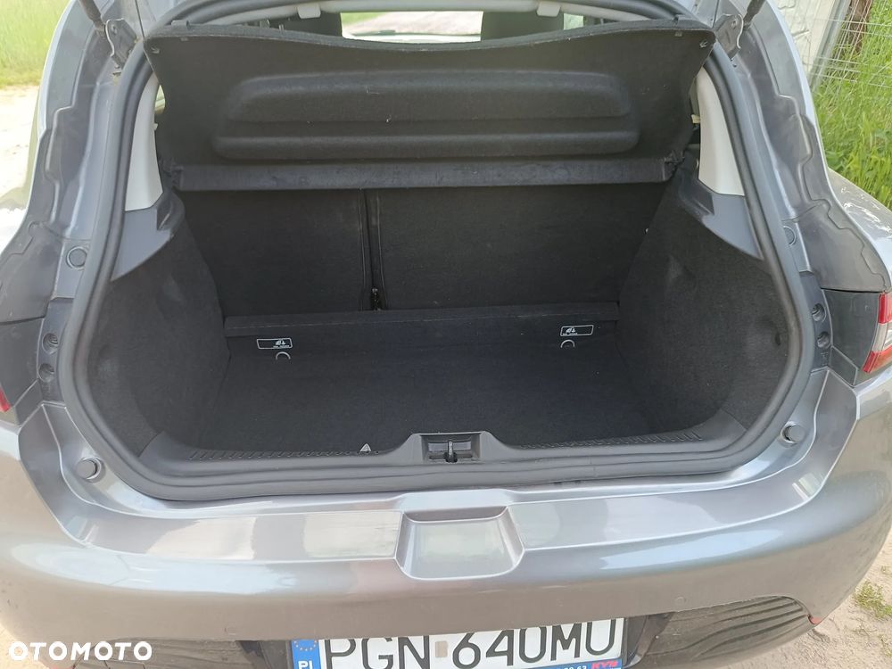 Renault Clio - 39
