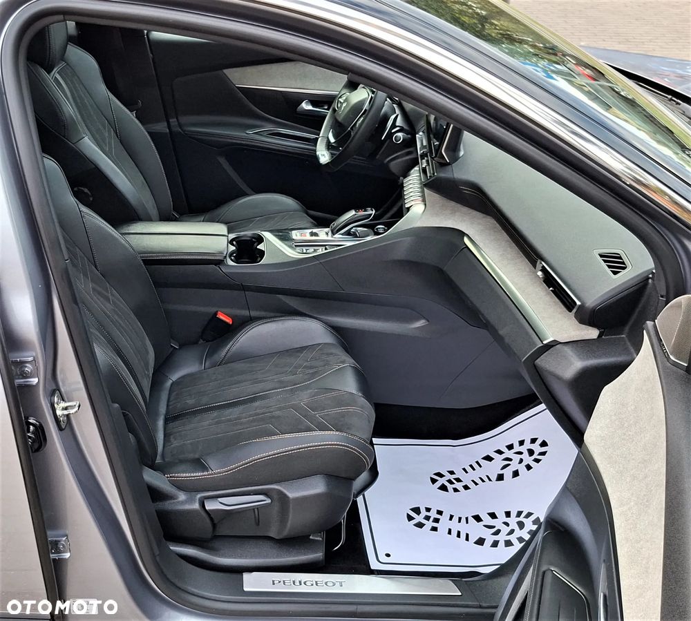 Peugeot 3008 BlueHDi 130 Stop & Start EAT8 GT Pack - 25