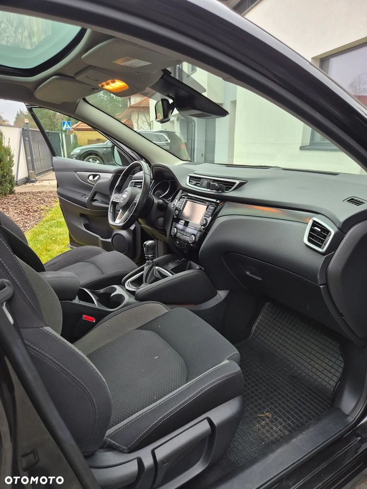 Nissan Qashqai 1.2 DIG-T N-Connecta - 8
