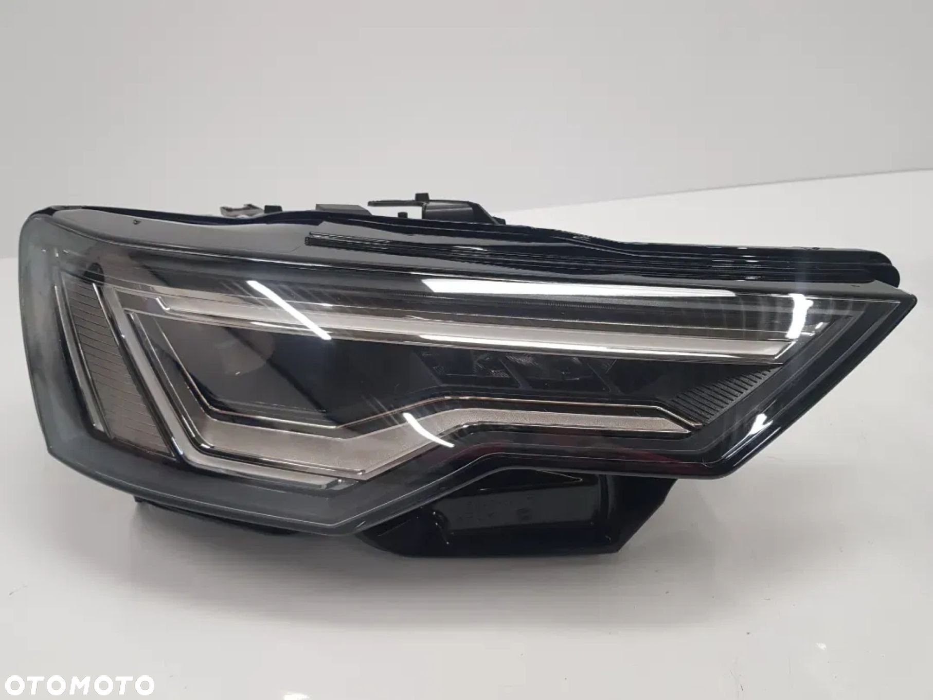Lampa reflektor prawy przód full led AUDI A6 C8 EUROPA 4K0941040 - 2