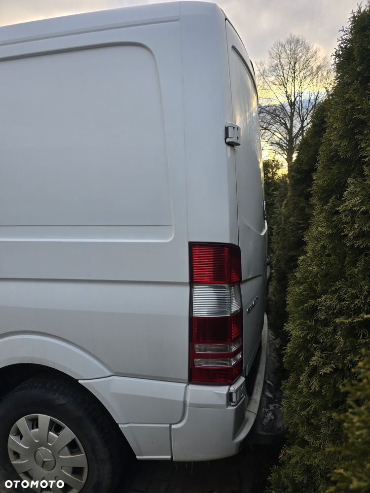 Mercedes-Benz Sprinter - 4