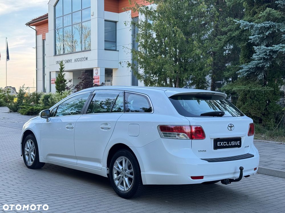 Toyota Avensis 2.0 D-4D Sol plus+NAVI - 5