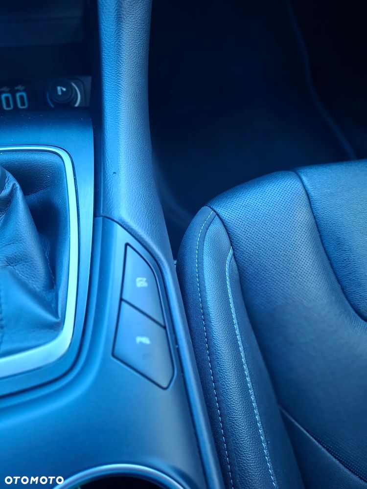 Ford Mondeo - 29