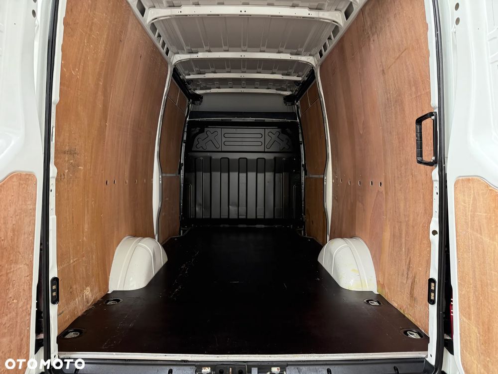Iveco Daily L3H2 HI-MATIC - 21