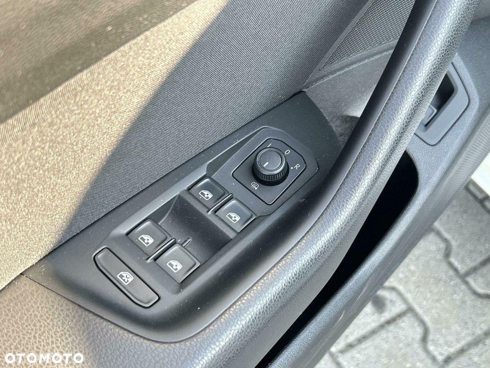 Volkswagen Passat 2.0 TDI 4Mot Elegance DSG - 13