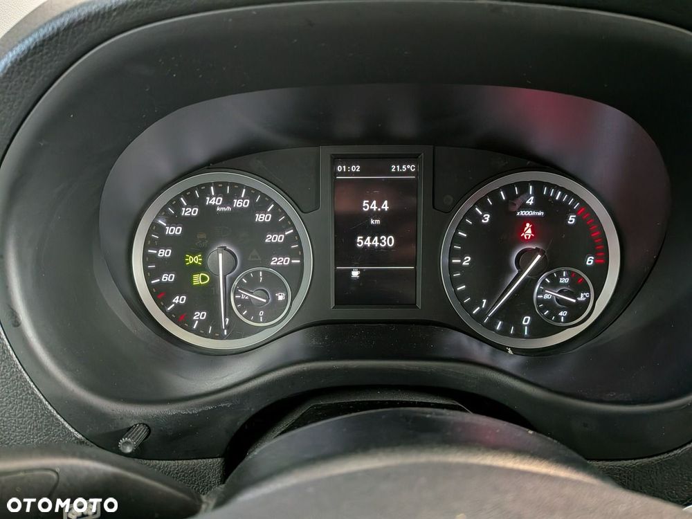 Mercedes-Benz Vito - 11