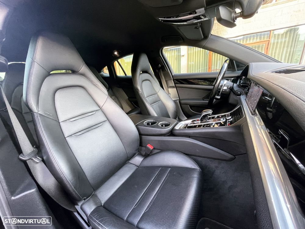 Porsche Panamera 4 E-Hybrid - 13