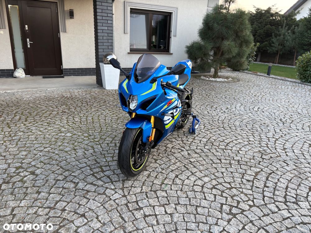 Suzuki GSX-R - 38