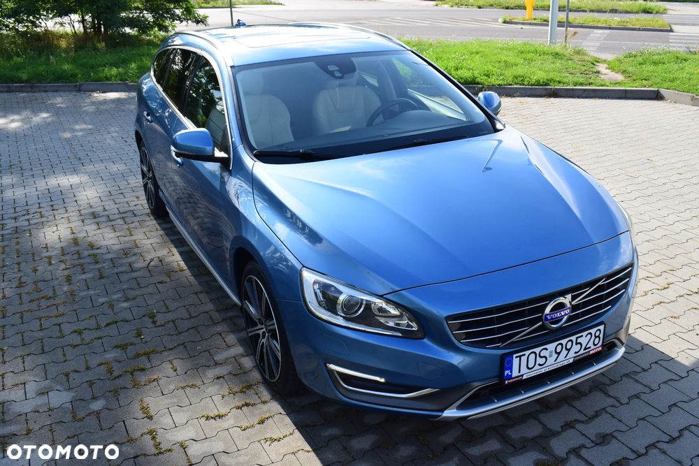 Volvo V60 D4 Geartronic Summum - 13