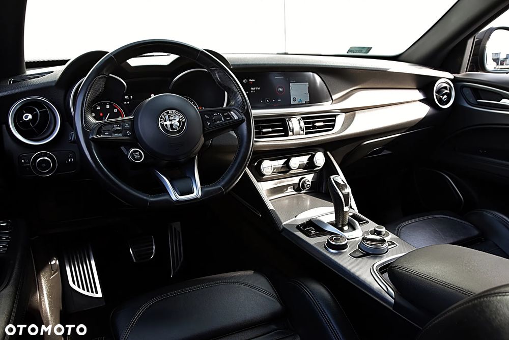 Alfa Romeo Stelvio 2.0 Turbo Veloce Q4 - 27