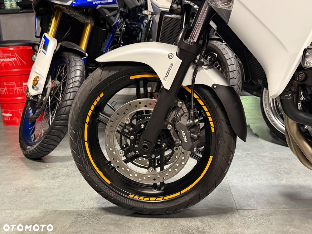 Honda CBF - 34