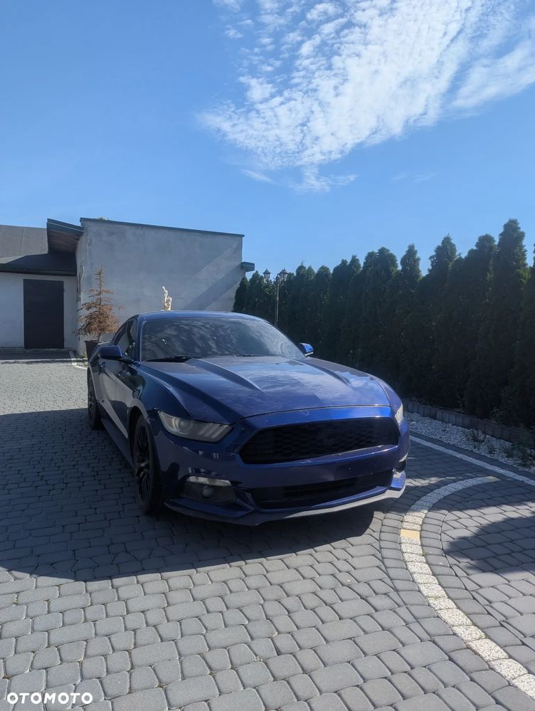 Ford Mustang 3.7 V6 - 2