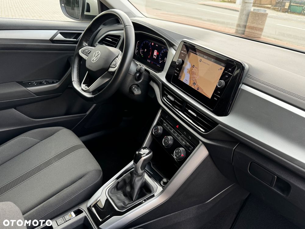 Volkswagen T-Roc 1.5 TSI ACT OPF DSG IQ.DRIVE - 34