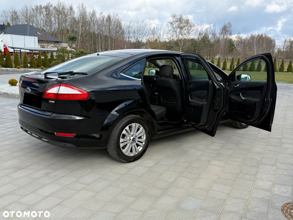 Ford Mondeo 2.0 TDCi Champions Edition - 14