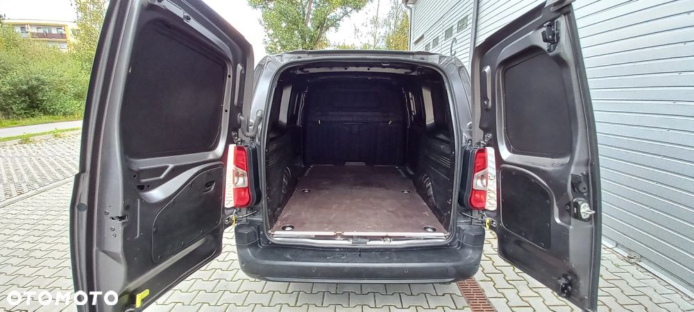 Opel COMBO - 27