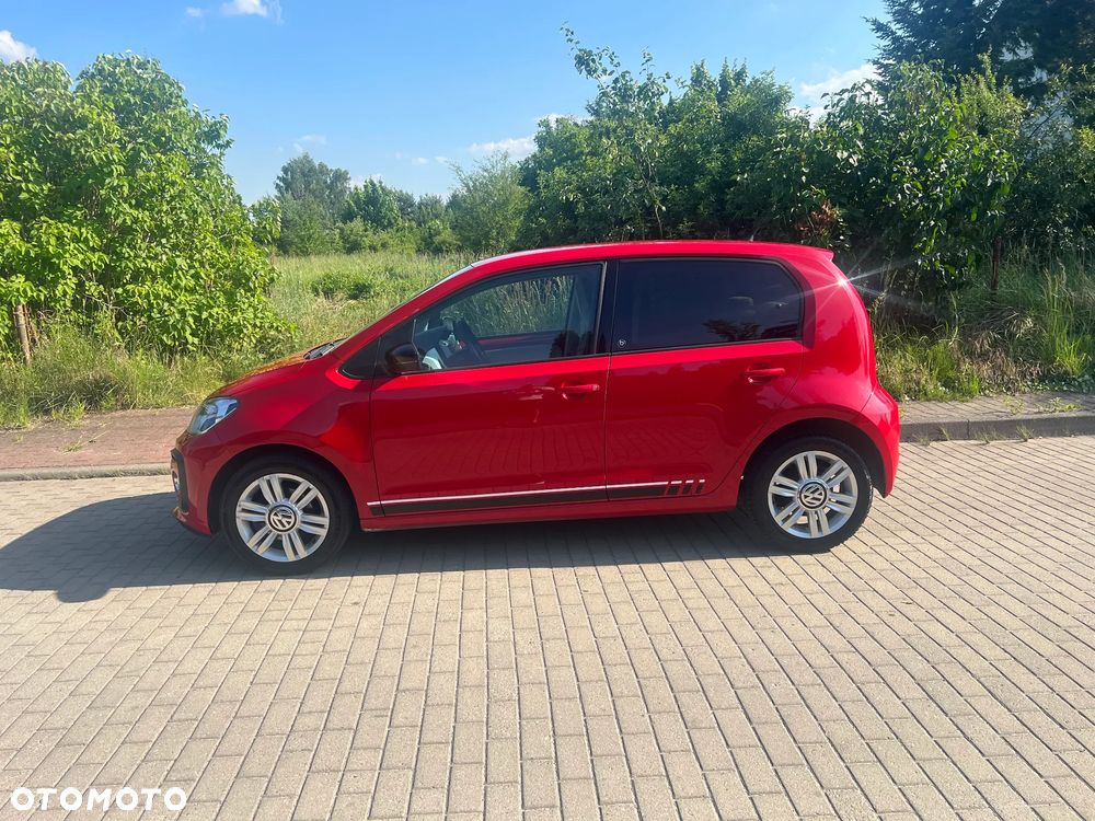 Volkswagen up! TSI beats - 2