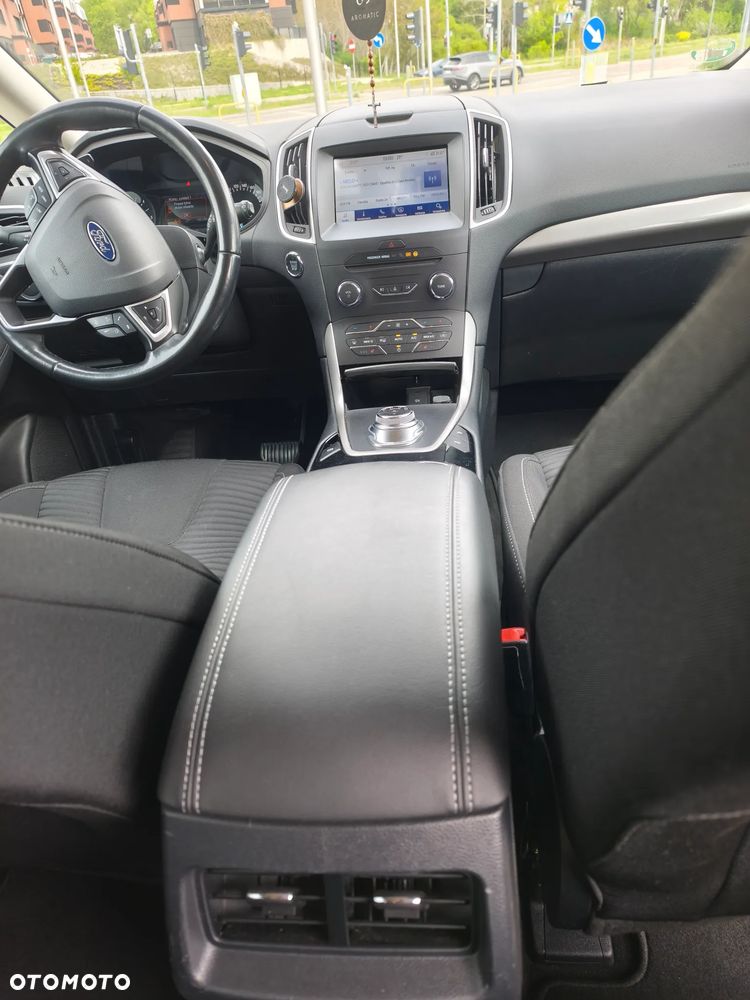 Ford S-Max 2.0 EcoBlue Titanium - 8