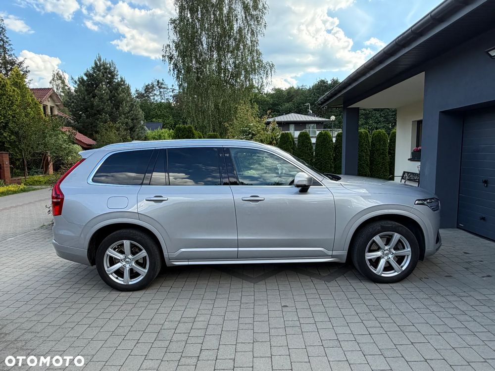 Volvo XC 90 B5 D AWD Momentum - 4