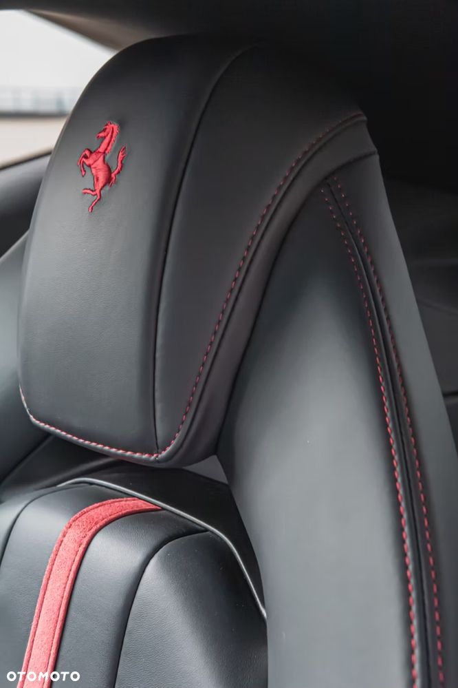 Ferrari 812 Superfast - 17