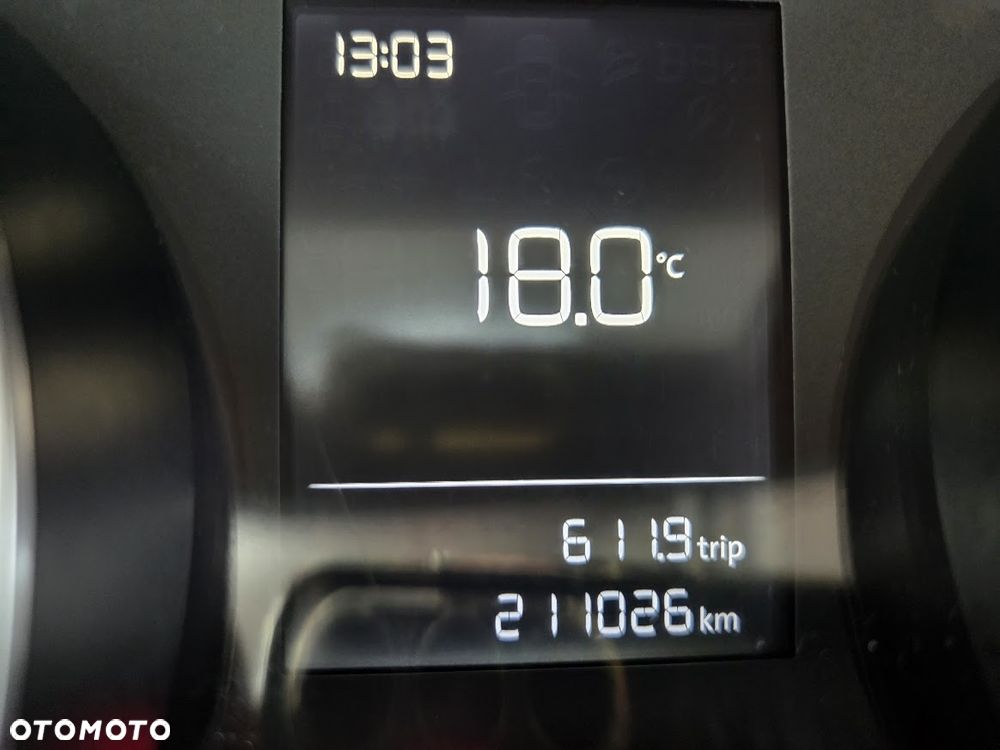 Volkswagen Golf 1.6 TDI BMT Comfortline - 6