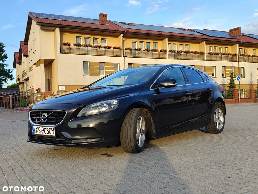 Volvo V40 D2 Momentum - 14
