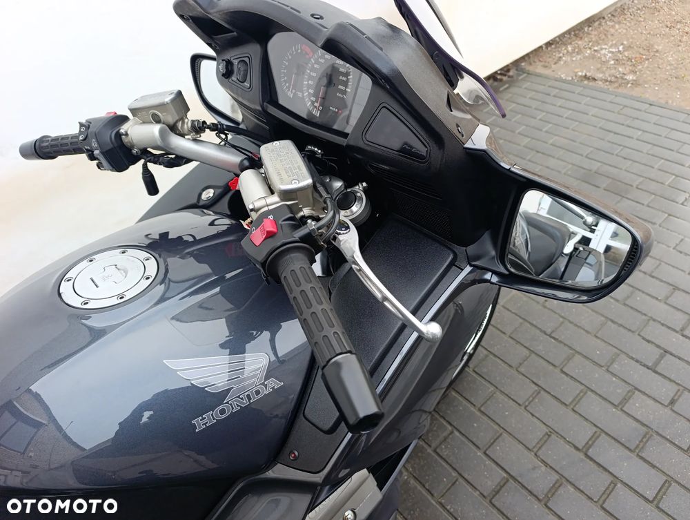 Honda ST - 31