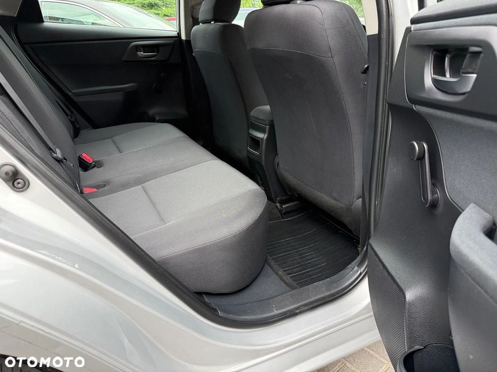 Toyota Auris 1.33 VVT-i Active - 14