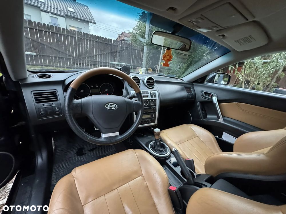 Hyundai Coupe 2.0 Middle - 12