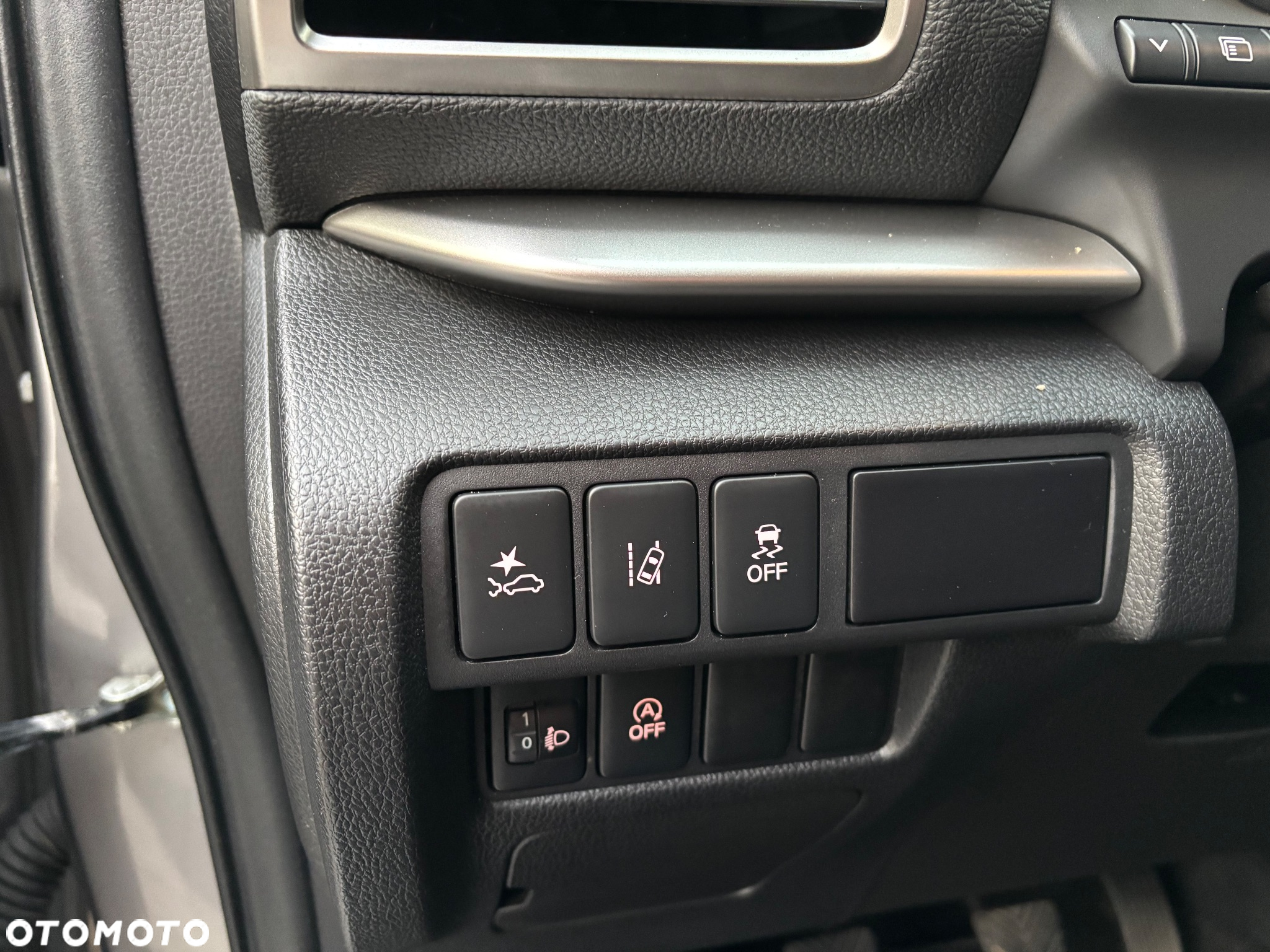 Mitsubishi Eclipse Cross 1.5 T Intense - 8