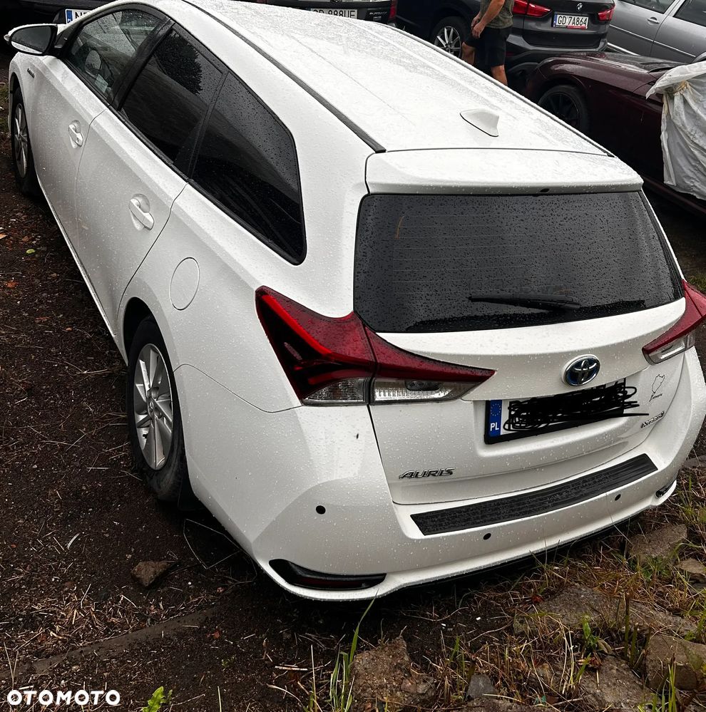 Toyota Auris Hybrid 135 Active - 5