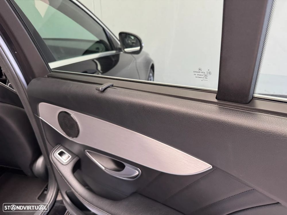 Mercedes-Benz C 350 e T 7G-TRONIC AMG Line - 22