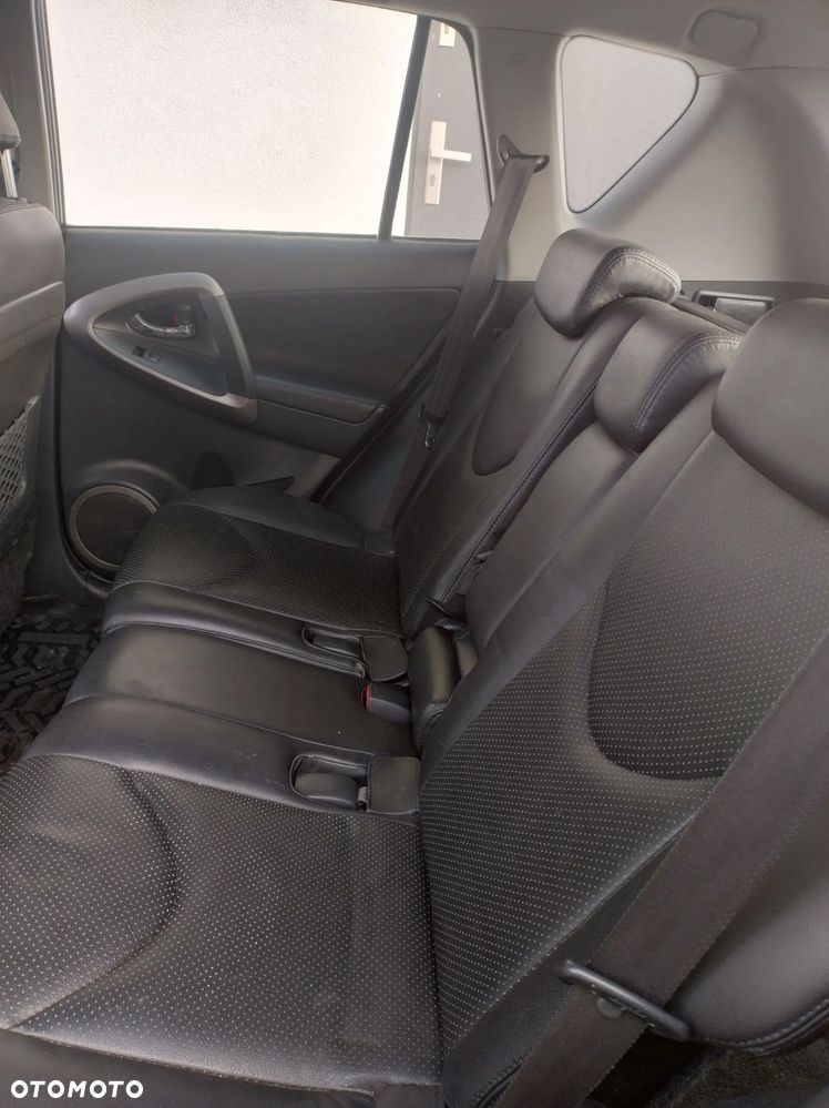 Toyota RAV4 2.2 D-4D Prestige - 7