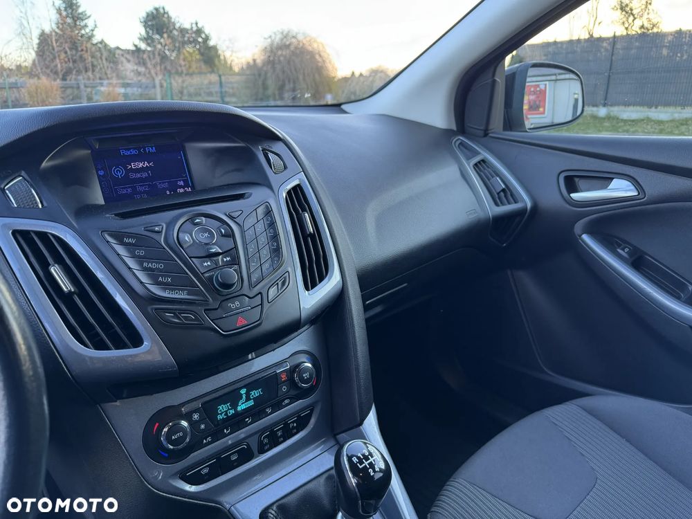 Ford Focus 1.6 TDCi DPF Start-Stopp-System Titanium - 16