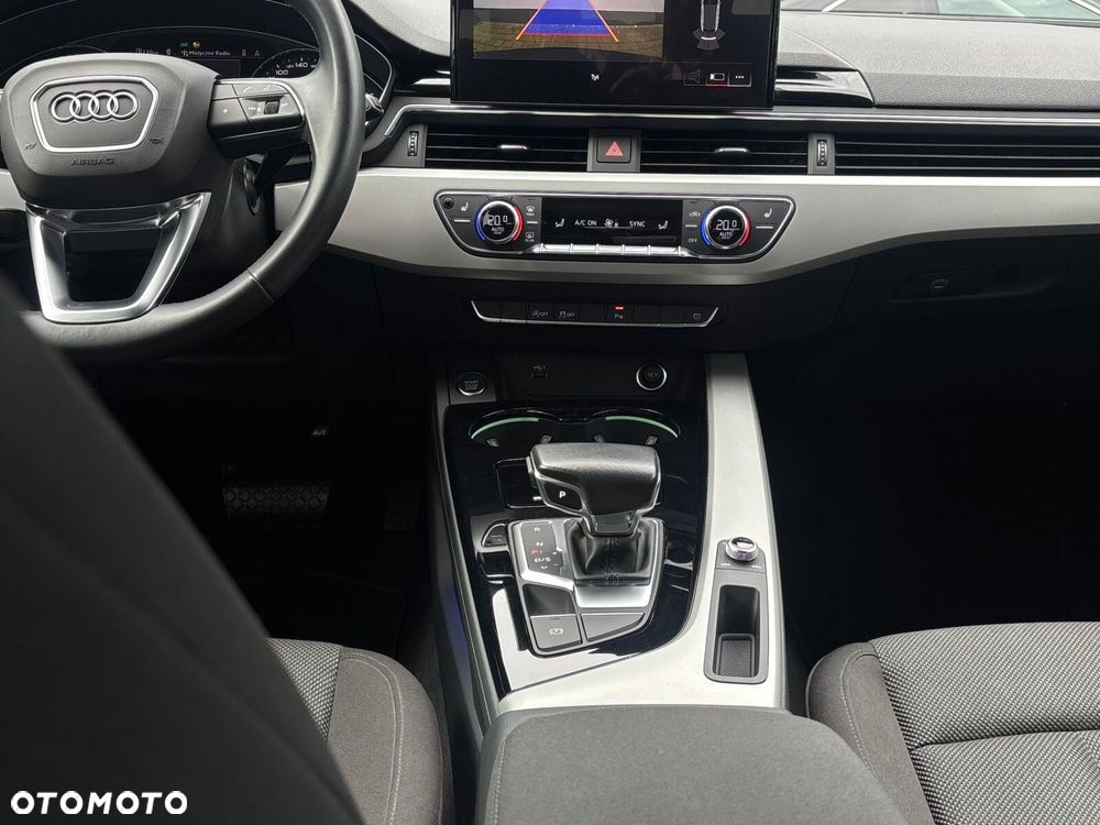Audi A4 Avant - 25