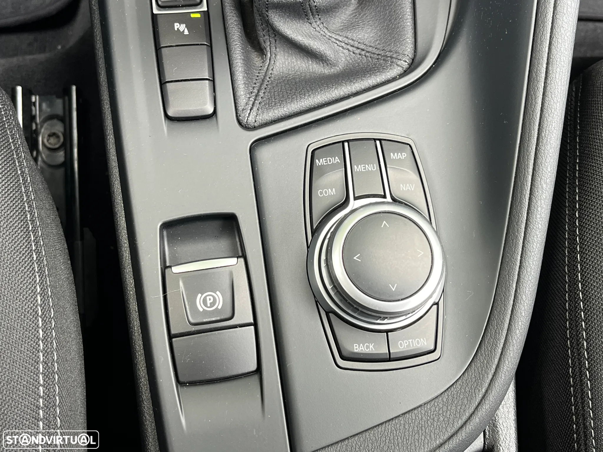 BMW X1 16 d sDrive Auto Advantage - 34