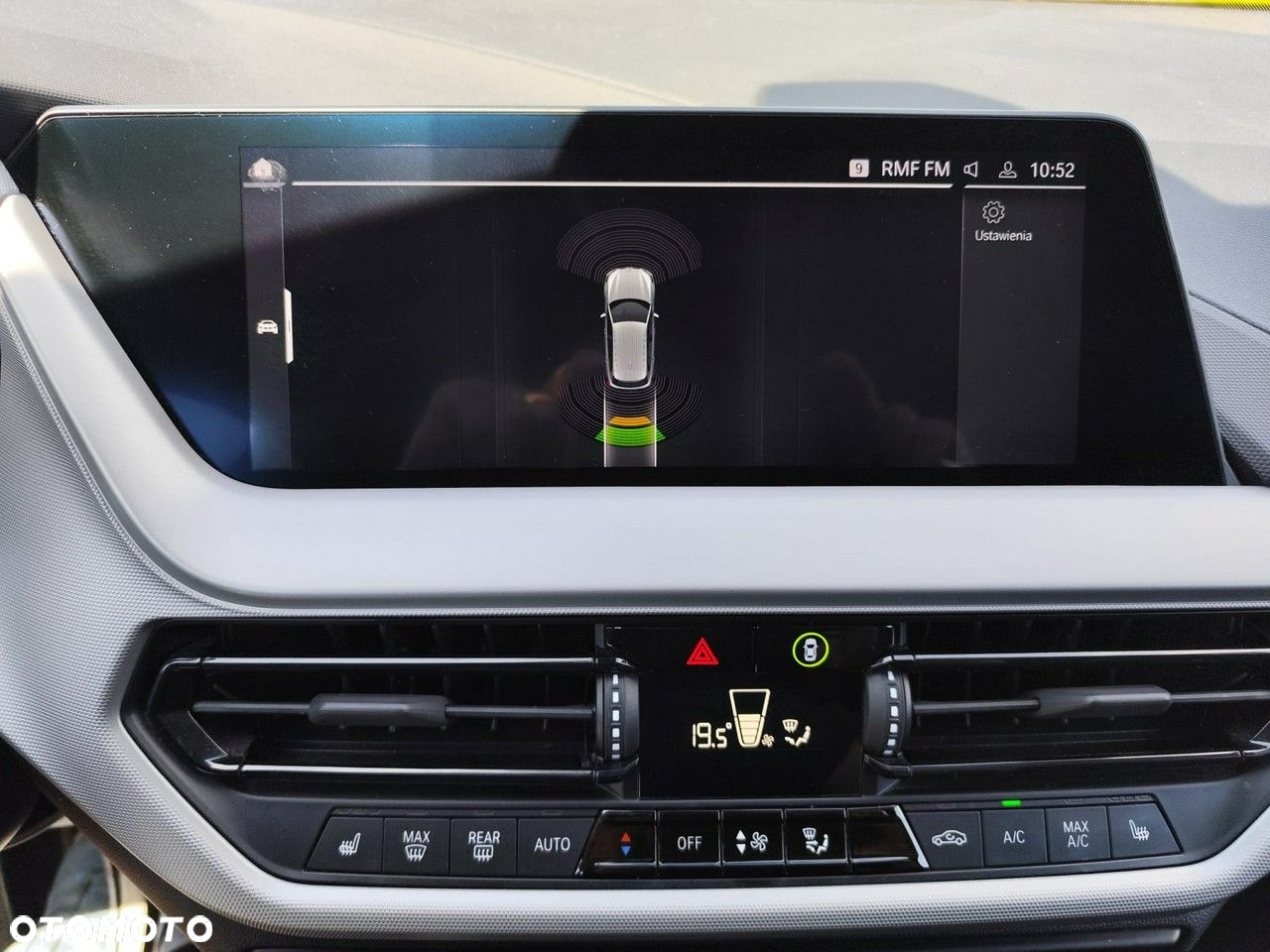 BMW Seria 1 - 30
