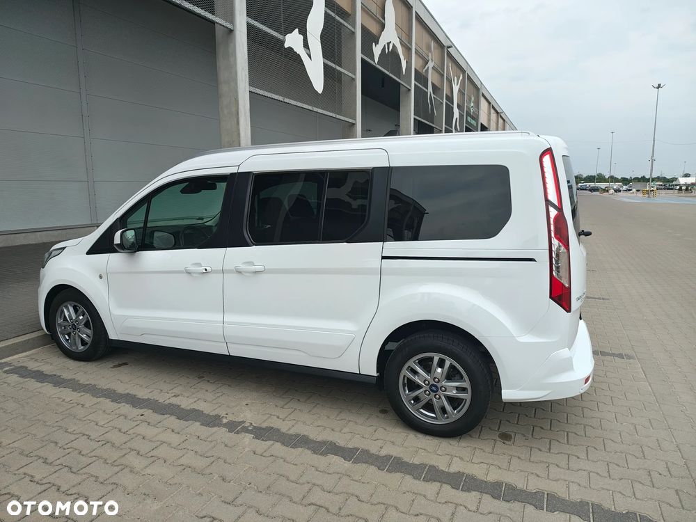 Ford Tourneo Connect Grand - 11