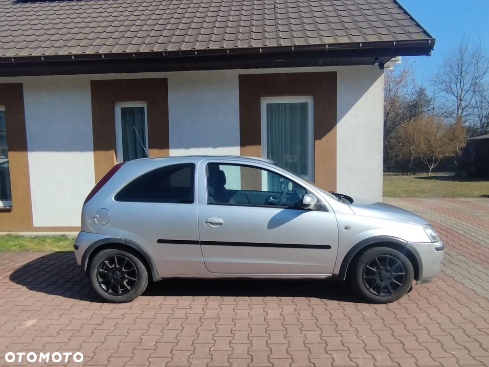 Opel Corsa 1.2 16V Cosmo - 6