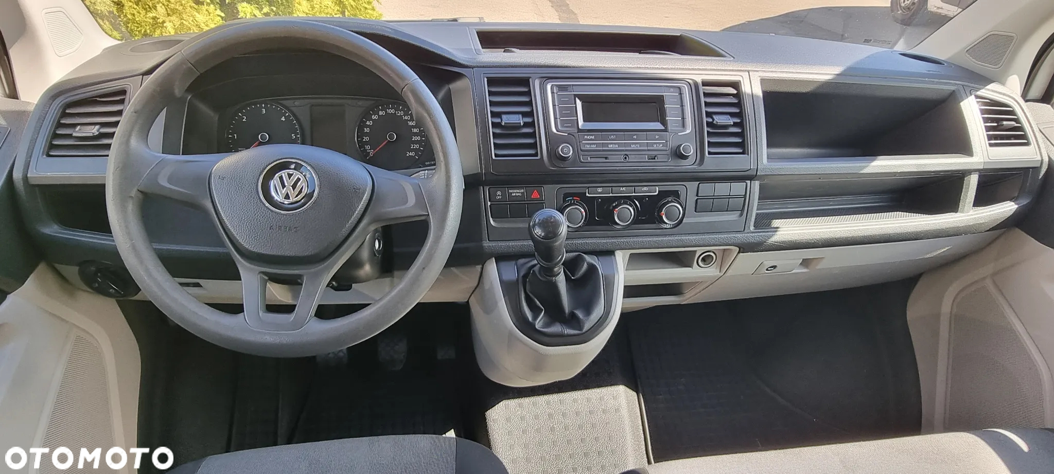 Volkswagen Transporter - 6