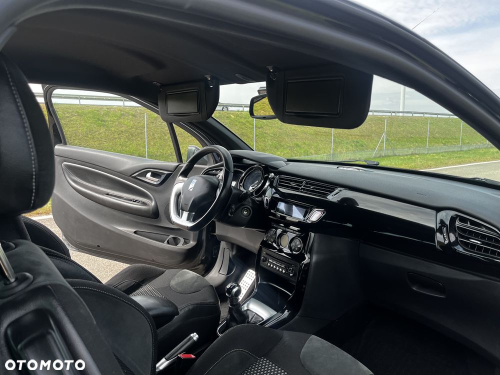 Citroën DS3 VTi 120 SoChic - 22