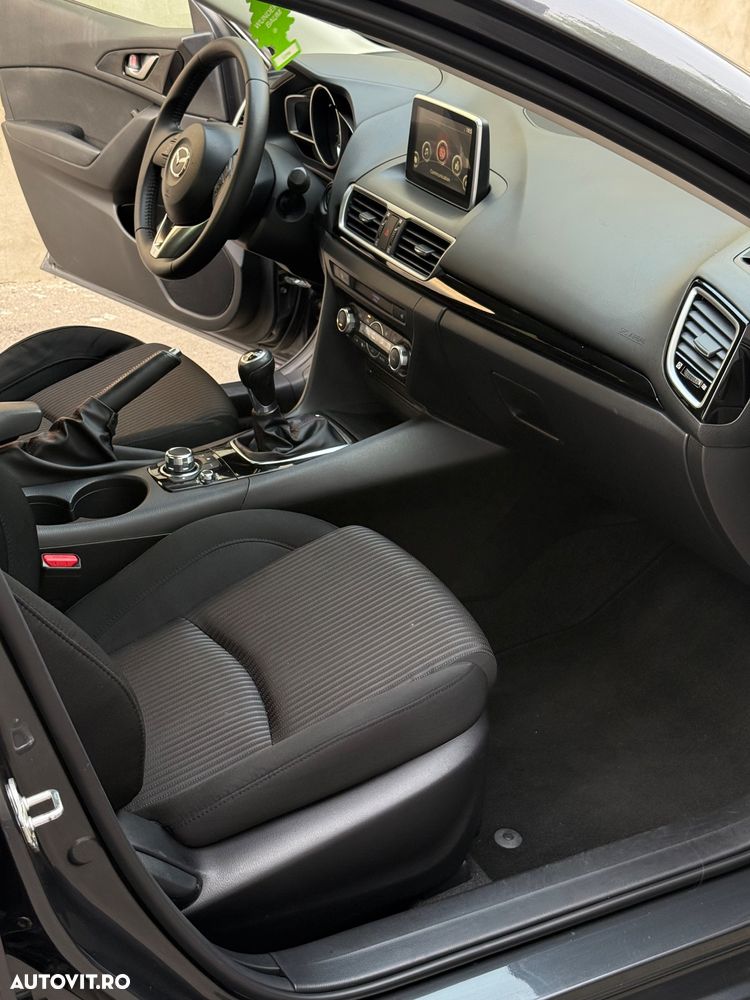 Mazda 3 - 26