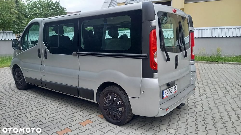 Renault Trafic 2.0 dCi 115 Passenger FAP L2H1 Expression - 9