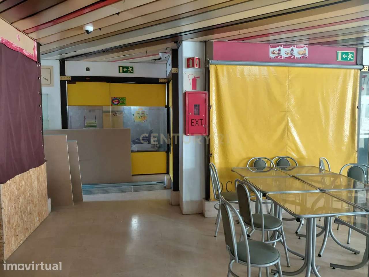 2 espaços comerciais (antigo restaurante + sala de refeições) no CC da - Grande imagem: 5/11