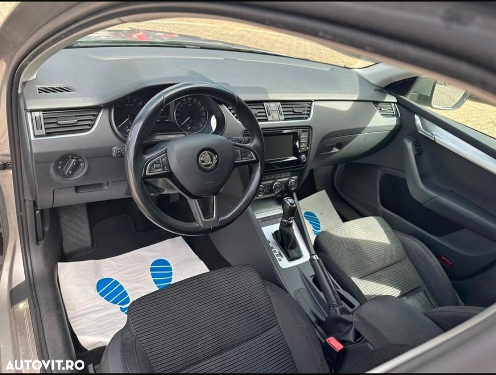 Skoda Octavia 2.0 TDI Green tec DSG Edition - 3