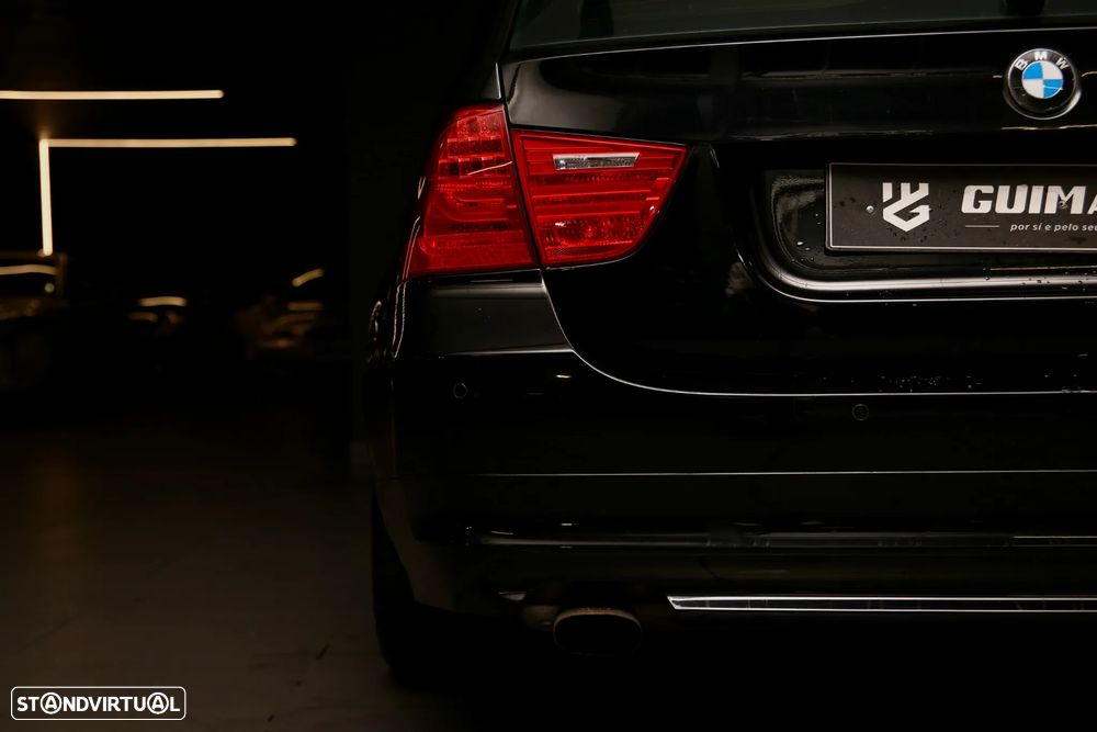 BMW 318 i Touring Edition Exclusive - 4