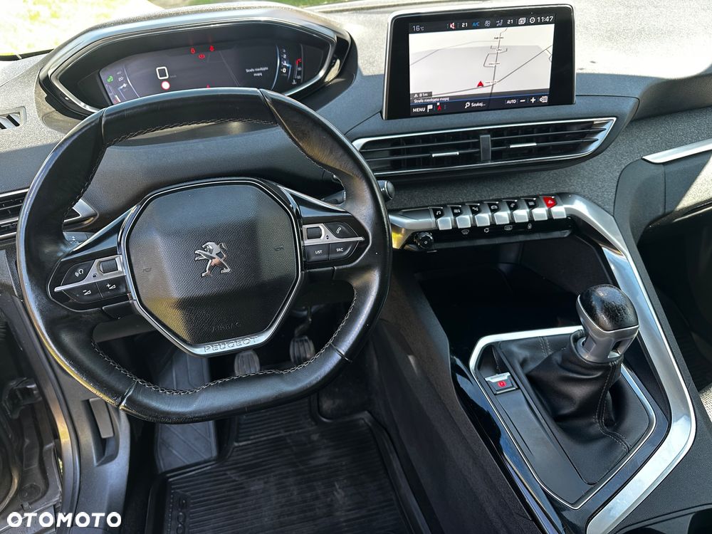 Peugeot 5008 PureTech 130 Stop & Start Active Business-Paket - 21